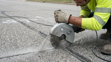Road Repair & Asphalt Maintenance