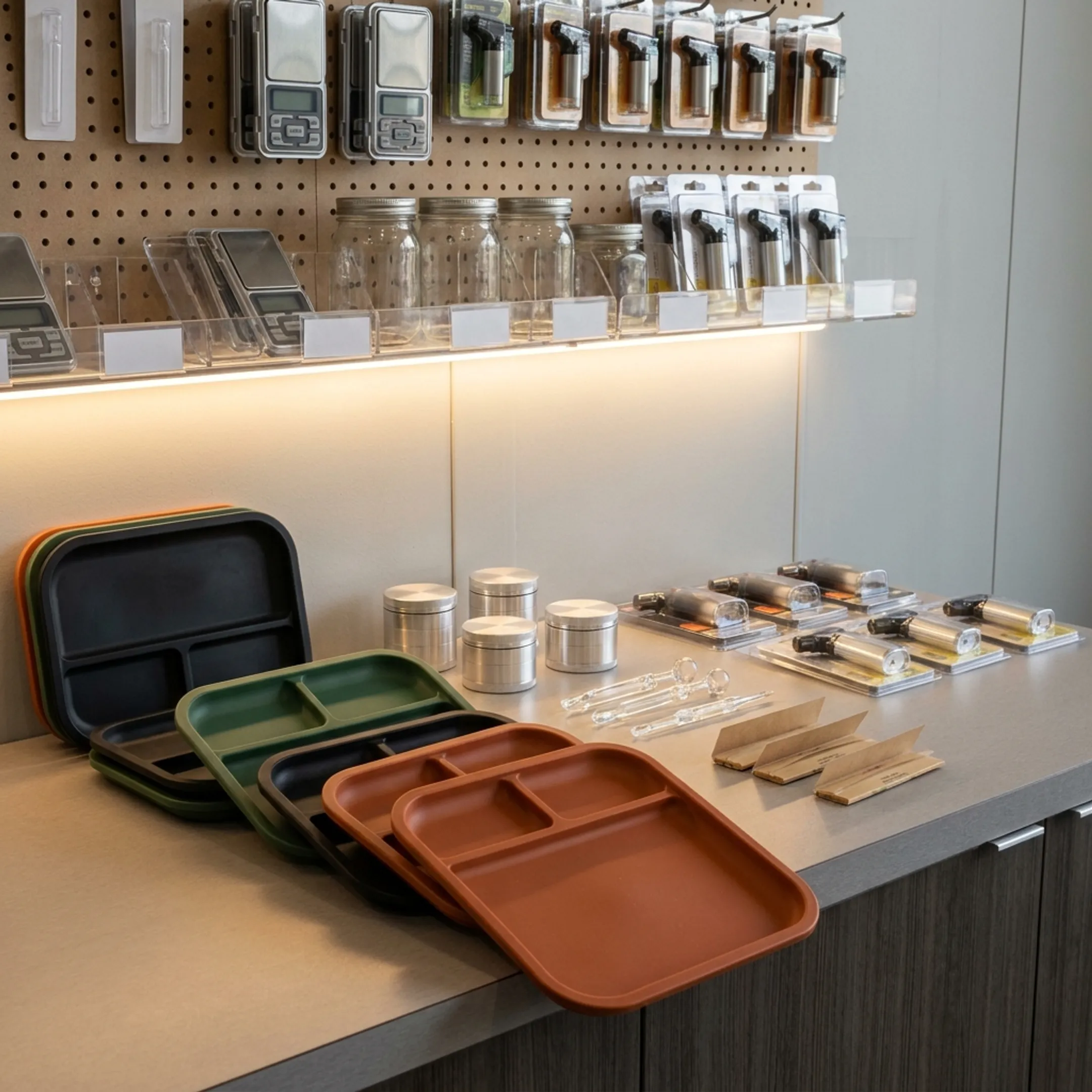 Smoke shop rolling tray display