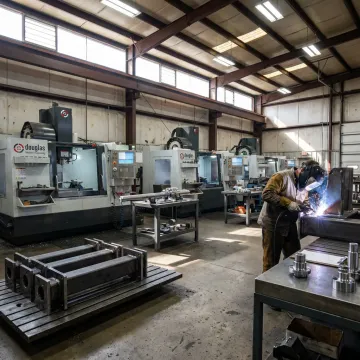 Precision metal fabrication and CNC machining shop