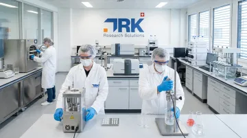 CDMO formulation laboratory scientists developing pharmaceutical dosage forms