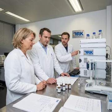 Nasal spray product development laboratory