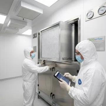 Pharmaceutical & Life Sciences