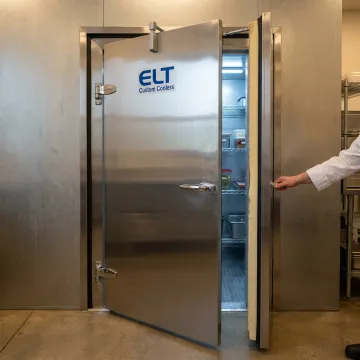 Food Service & Restaurants