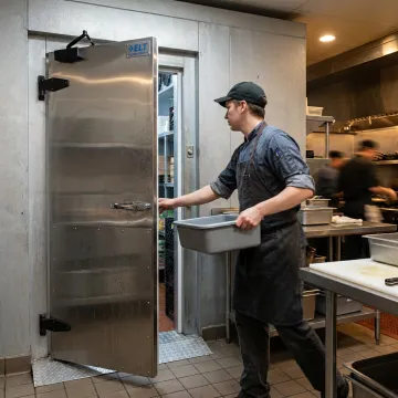 Restaurants & Foodservice