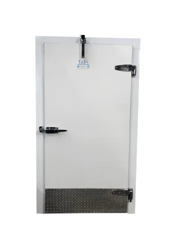 Walk-In Freezer Replacement Doors (Prehung with Frame)