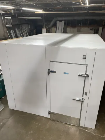 8'x8'x8' High Walk-In Cooler or Freezer Box | Commercial Box Freezers