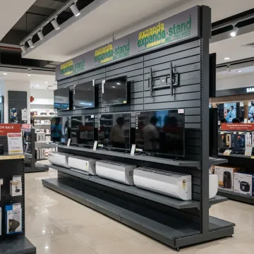 Specialty & Electronics Retail