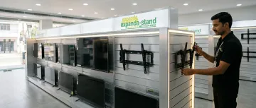 Electronics retail display