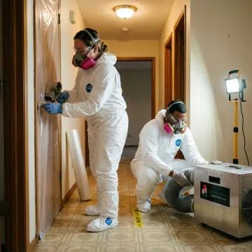 Mold remediation containment setup