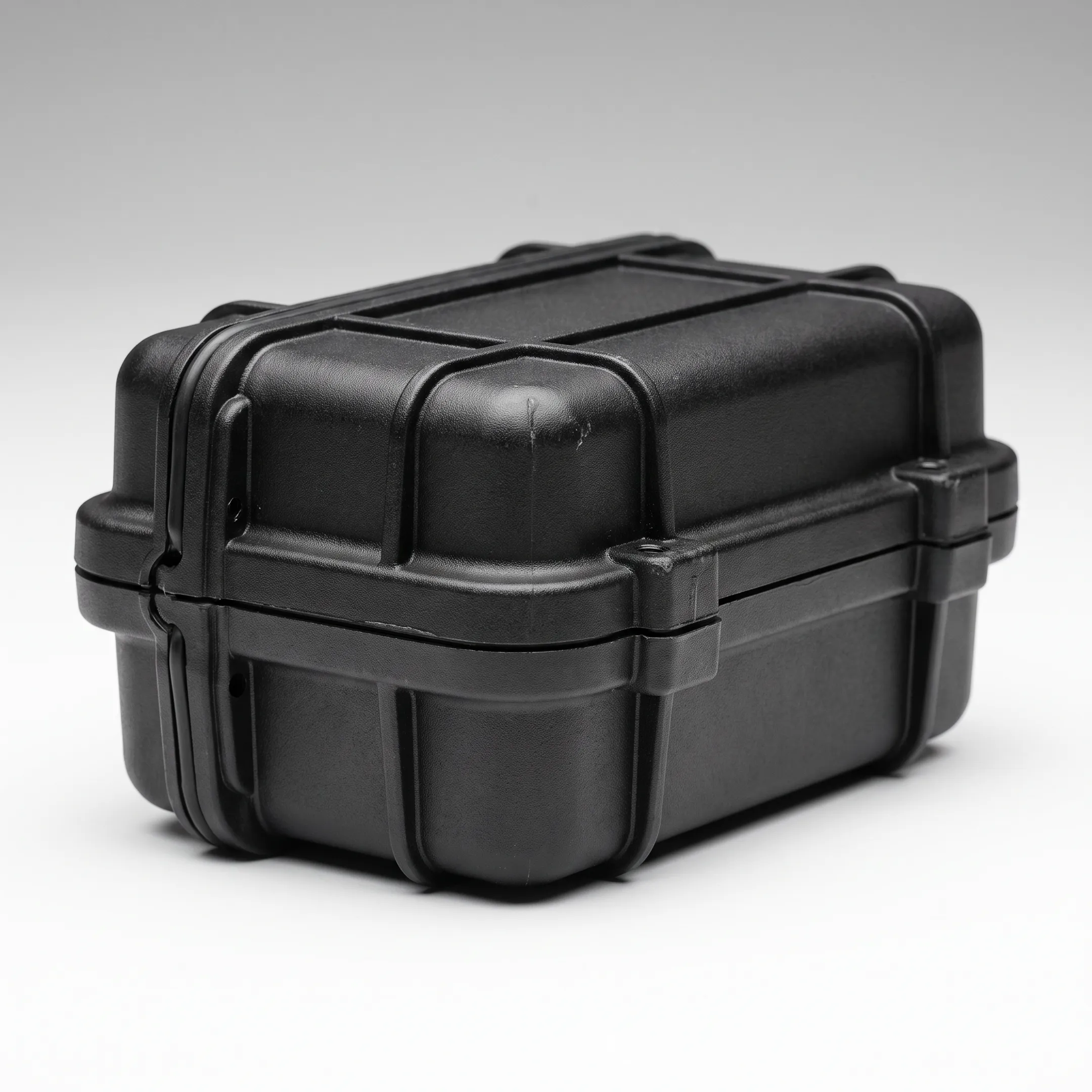 Military-grade plastic molded part