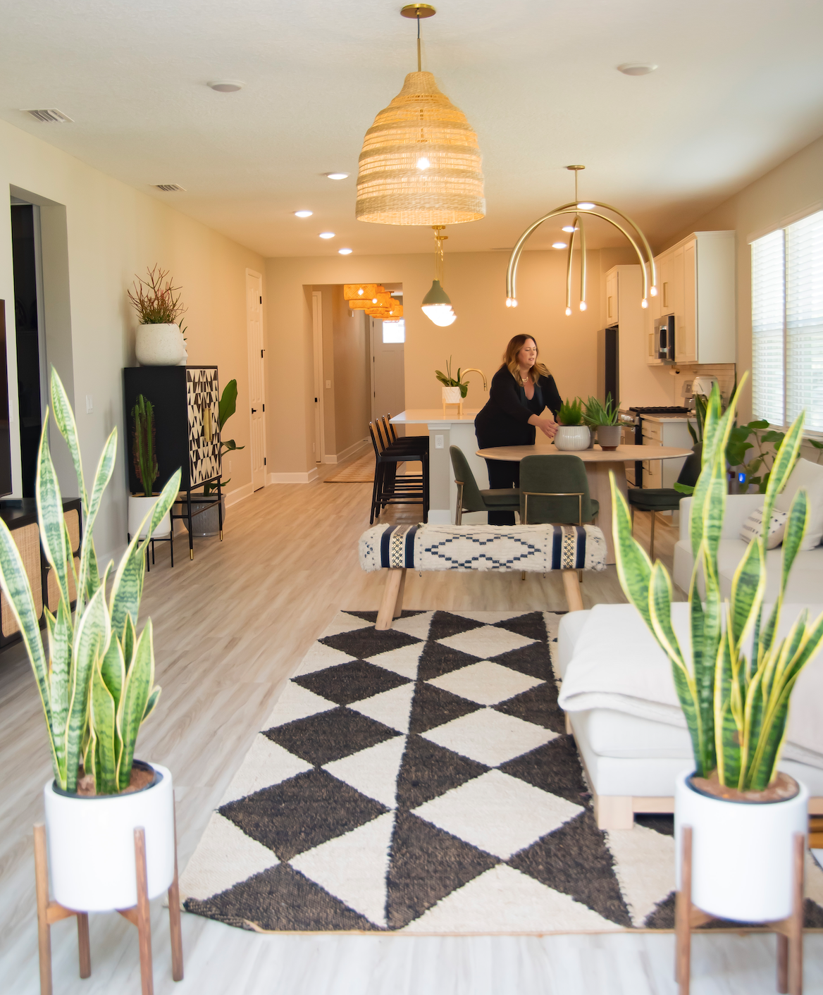 Luxury Home Interior Design: Elegant & Sophisticated Spaces