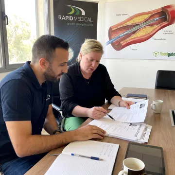 MedTech recruiter discussing qualified talent