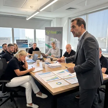 Fractional sales leader meeting with a MedTech team