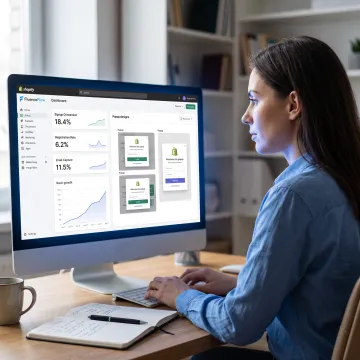 Ecommerce marketer reviewing a Shopify pop-up design