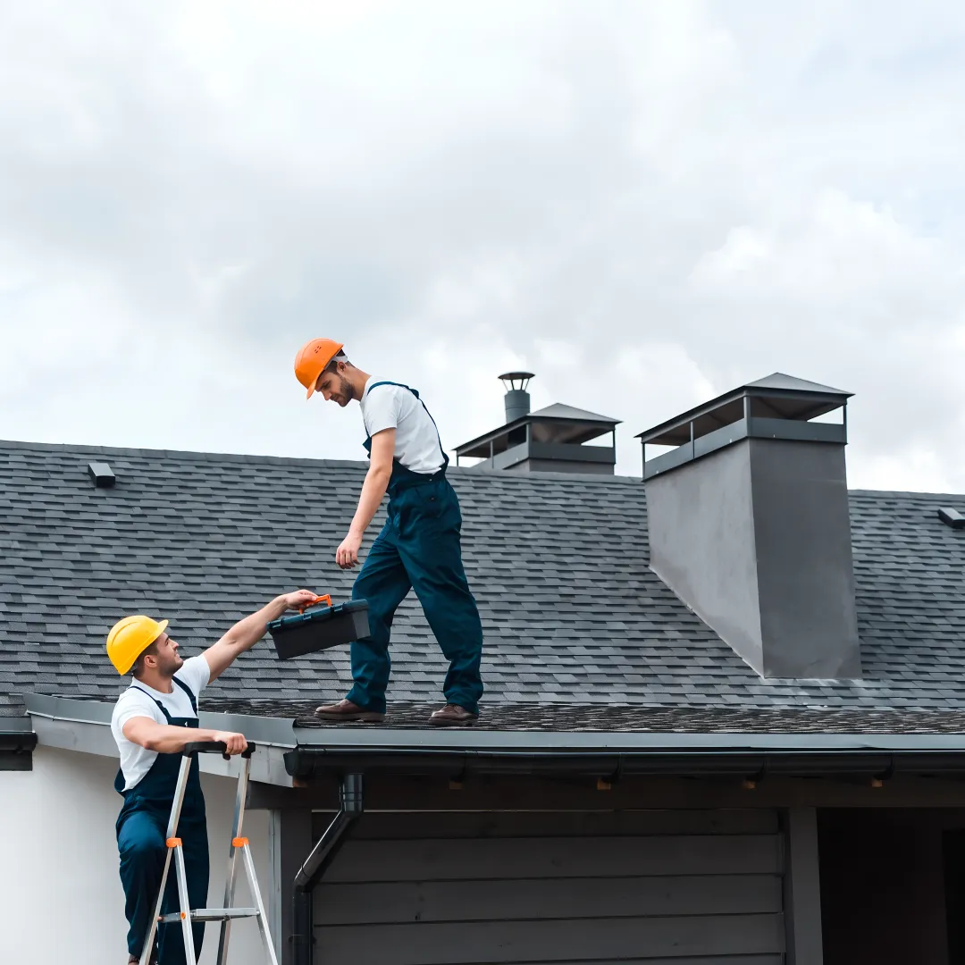 Residential and Commercial Roofer