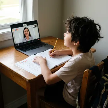 Online Year 5 student learning with a tutor