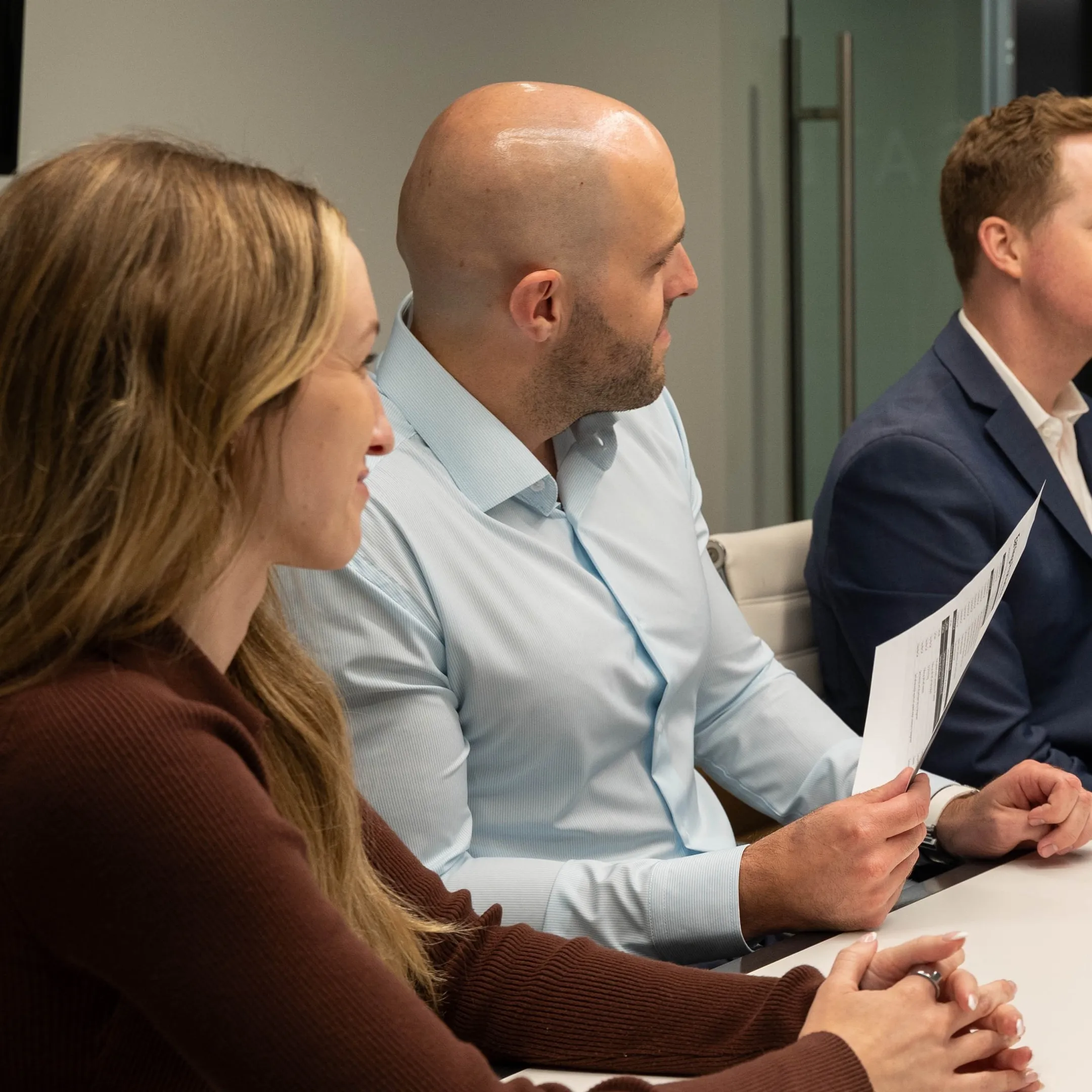 Advisor discussing equity story with executives