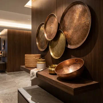 Hospitality & Hotels