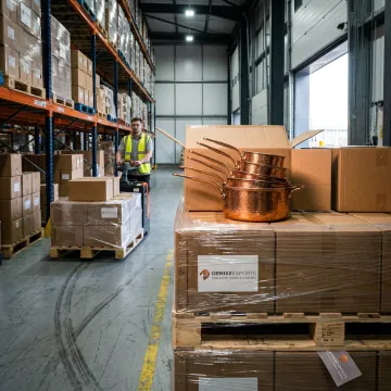 Wholesale & E-commerce Distribution