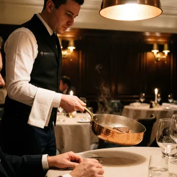 Hospitality & Restaurant Service
