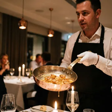 Hospitality & Restaurant Service