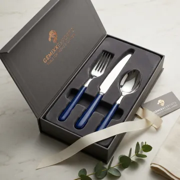 Corporate & Retail Gifting