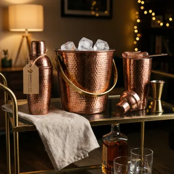 Home Bar & Entertaining