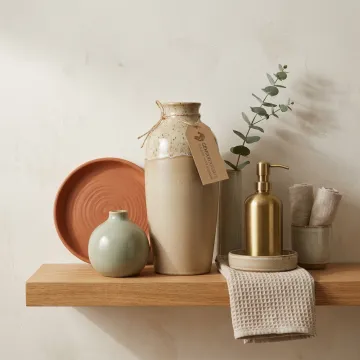 Interior & Home Decor