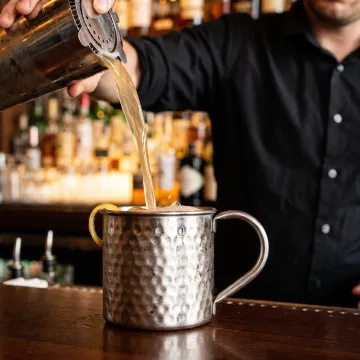 Hospitality bar service drinkware