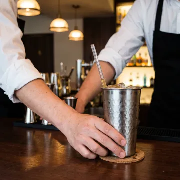 Hospitality tumbler use