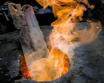 Handmade Tabletop & Cookware Manufacturing Services