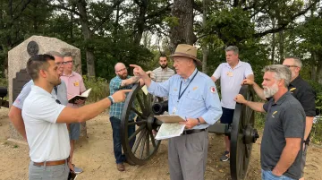 Leaders training in Gettysburg battlefield leadership program exercise