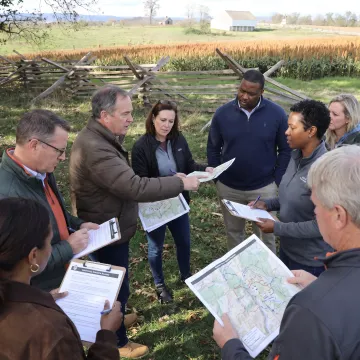 Leaders collaborating during an immersive training session