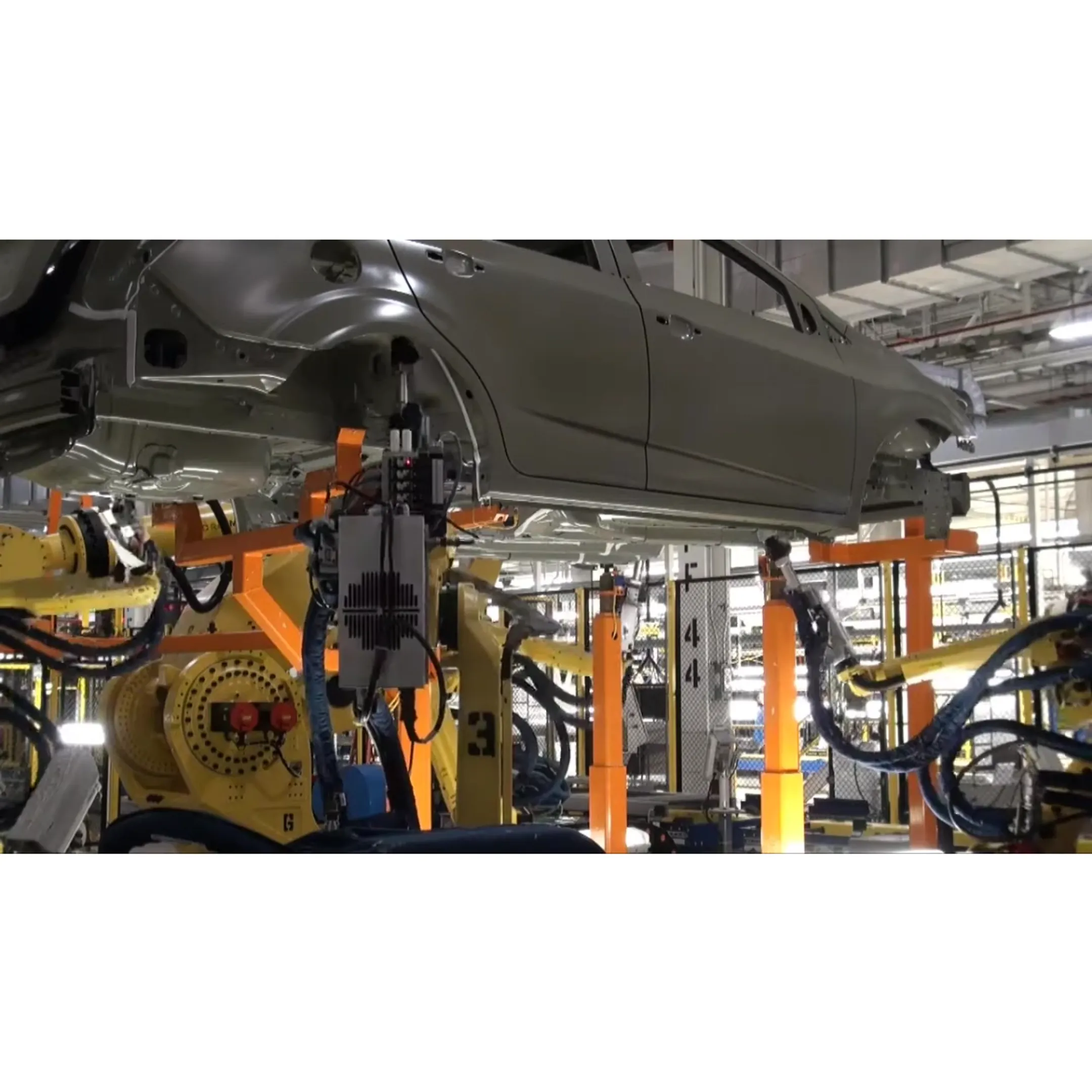 Robotic system applying a controlled adhesive bead