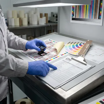 Woven label proofing and production process