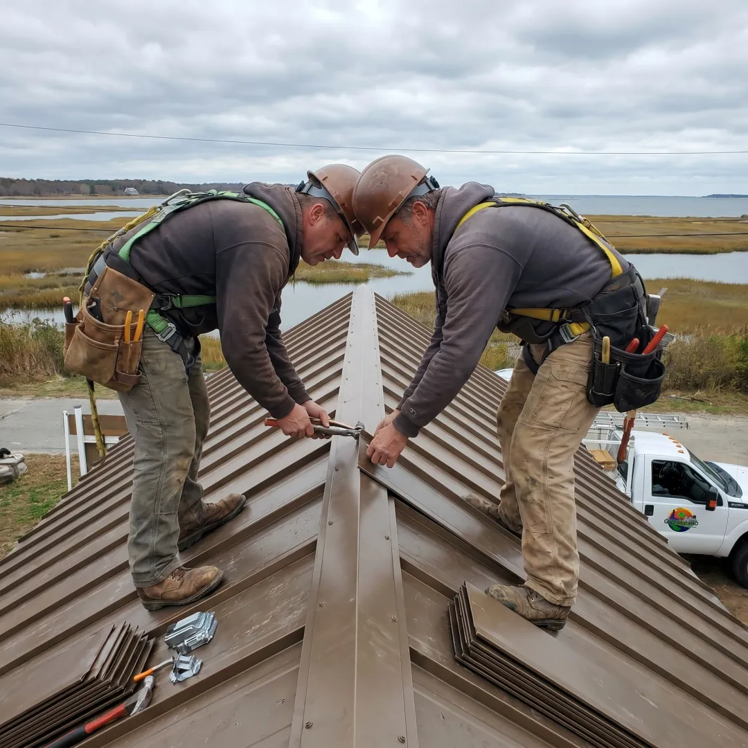Metal Roof Installation Contractors — Residential & Commercial