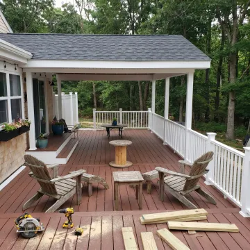 Covered deck roof on a residential home