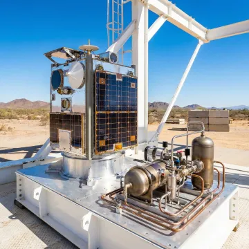 Earth observation satellite launch concept