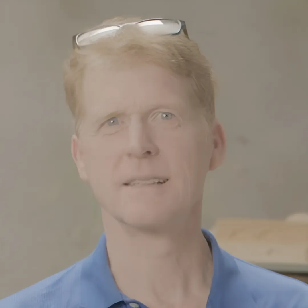 Eric Robinson headshot