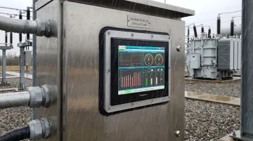 Cimon eXT2 industrial HMI display panel mounted in washdown manufacturing environment