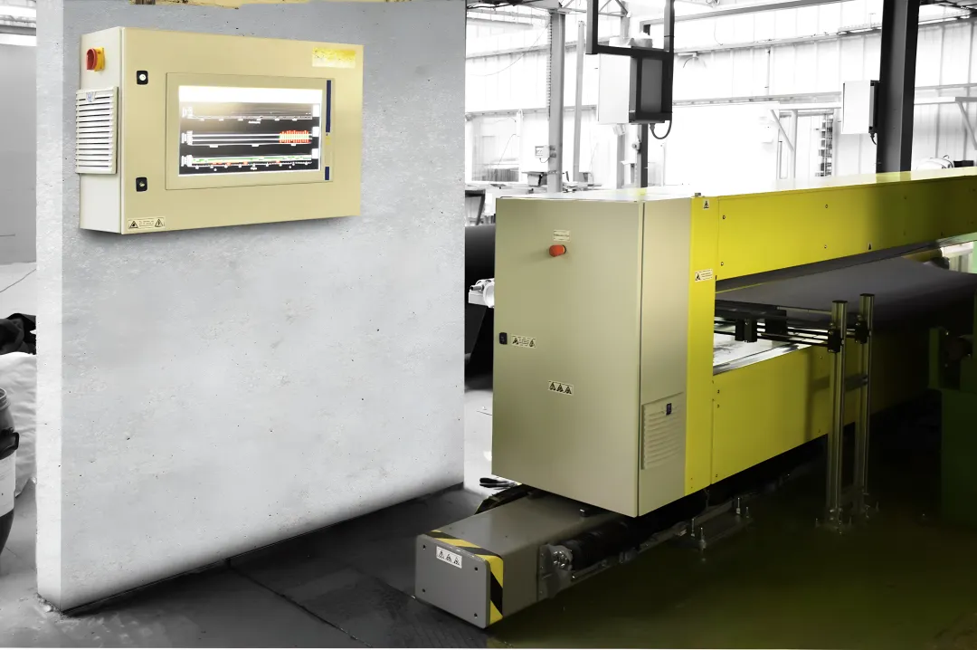 Advanced inline quality control measurement system monitoring production line