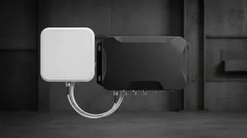 RFID reader antenna and on-metal tag hardware components for manufacturing