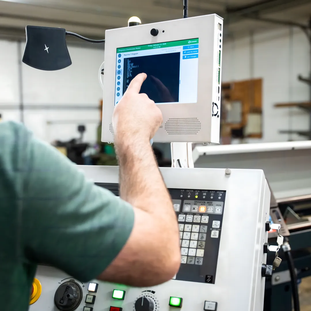 Connected CNC machine dashboard