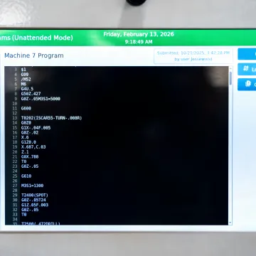 Real-time manufacturing tool tracking dashboard