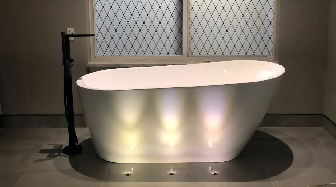 Hydro Massage Products custom-built therapeutic jetted bathtub display