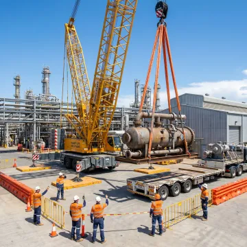 Heavy Machinery Moving Equipment in Savannah, GA