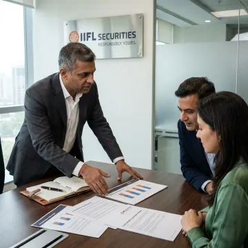 Advisor presenting a global wealth strategy to a family