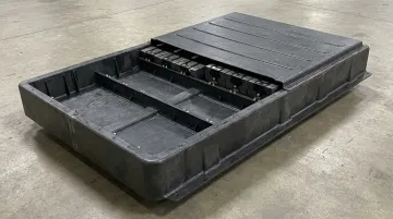 Glass fiber reinforced PA6 battery module housing for hybrid vehicle series production