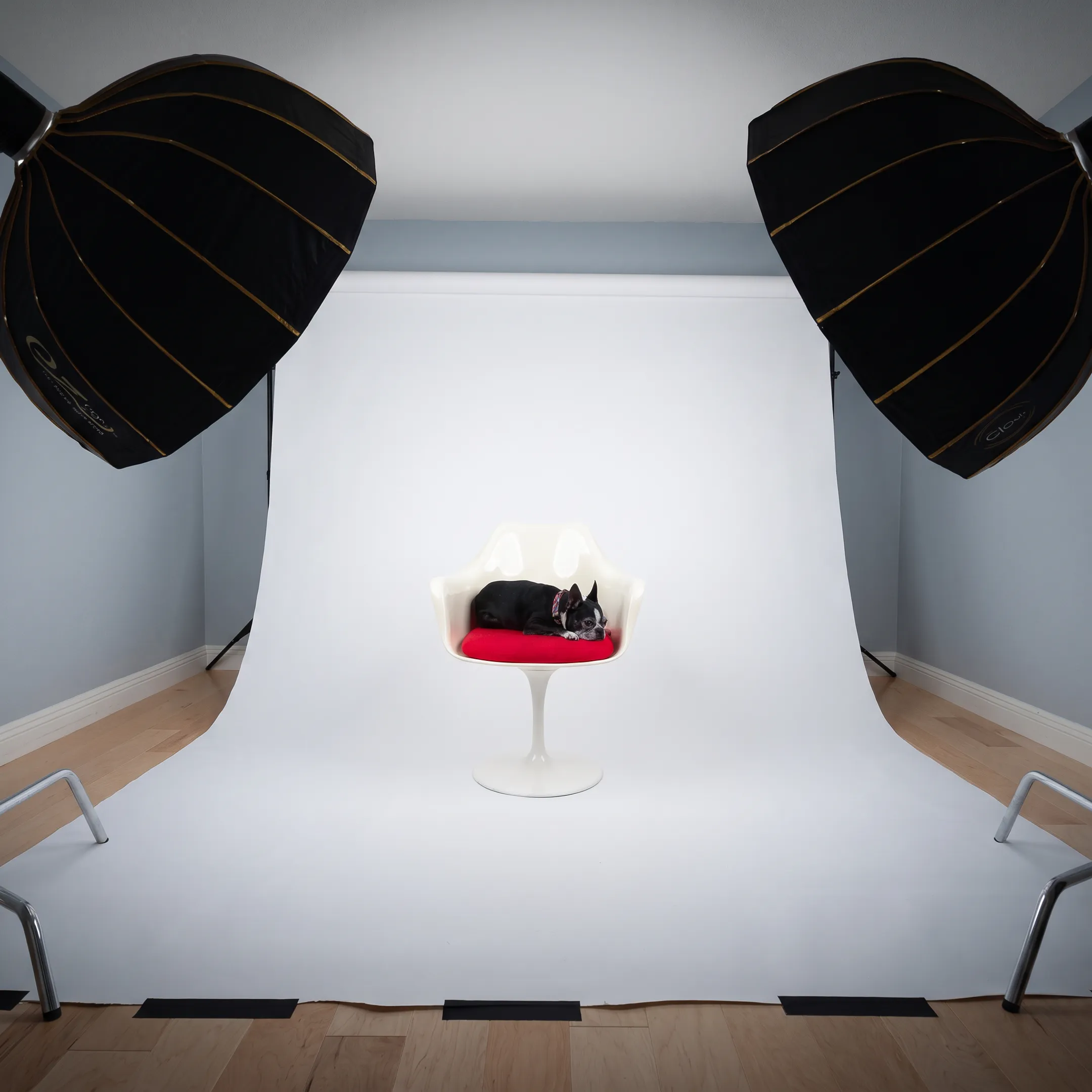 Professional commercial product photography setup with studio strobe lights and camera equipment