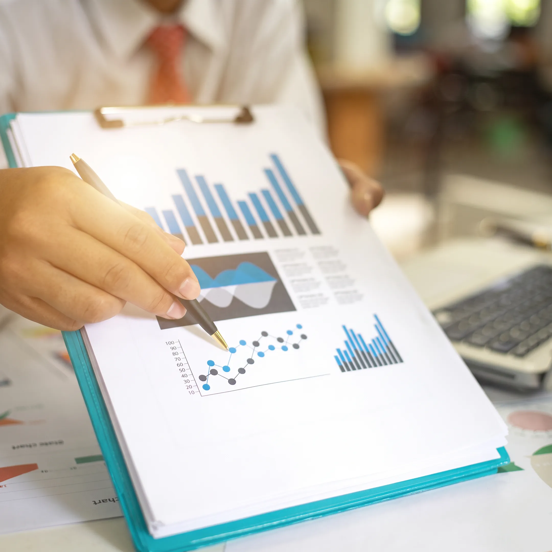 Financial KPI Dashboards